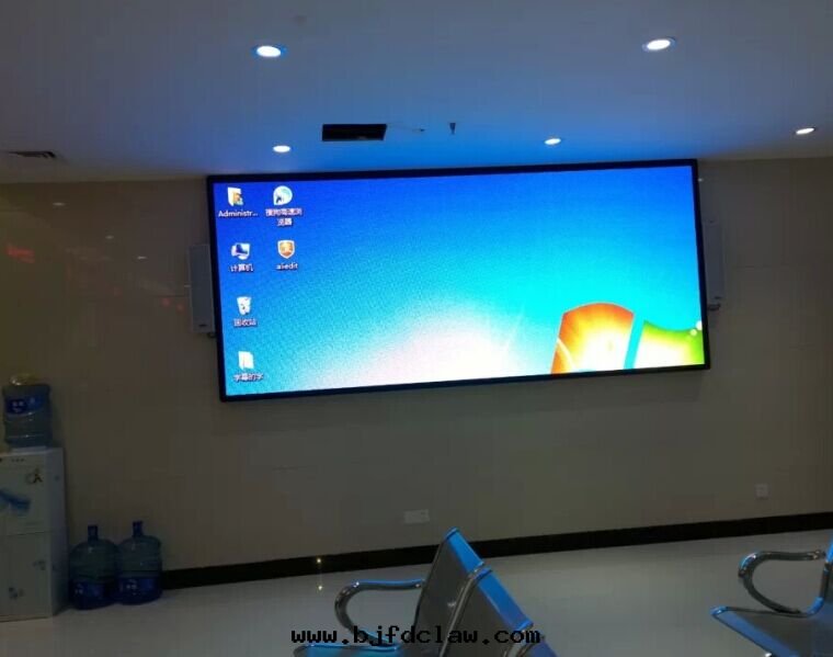 璧山(shān)街(jiē)道(dào)辦(bàn)事(shì)处P4室(shì)內(nèi)全(quán)彩顯示屏