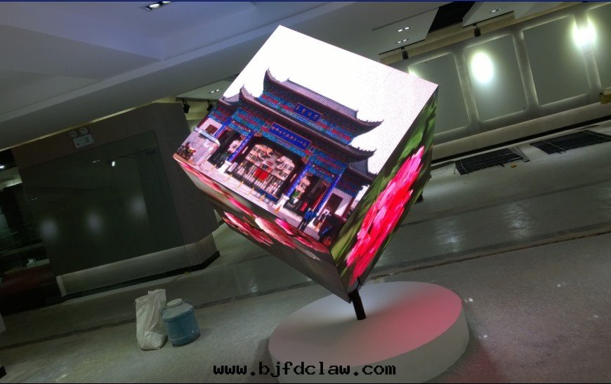 甘肅民(mín)乐(lè)一(yī)中(zhōng)室(shì)內(nèi)P4全(quán)彩顯示屏