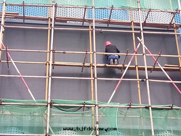 重(zhòng)慶潼南(nán)紅(hóng)星(xīng)美(měi)凱龍LED顯示屏安(ān)裝(zhuāng)