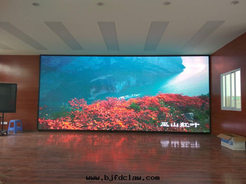 潼南(nán)特(tè)殊教育學(xué)校  P4LED顯示屏