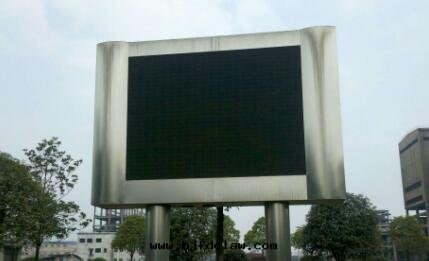 户外(wài)LED顯示屏夏季防護知識介紹